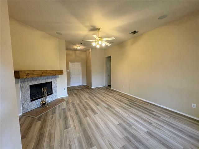 Building Photo - 913 Tourmalin Dr