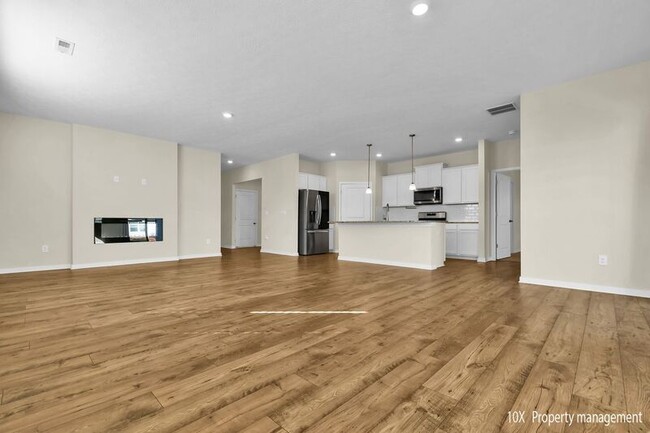 Building Photo - 5851 Ryman Dr