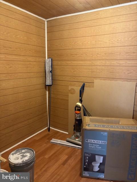 Building Photo - 4258 Normandy Ct