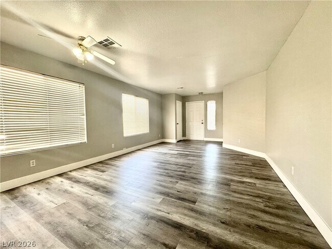 Building Photo - 10171 Arlington Abby St