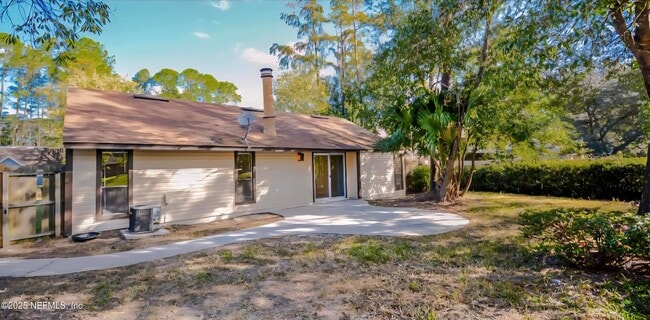 Building Photo - 3482 Docksider Dr N