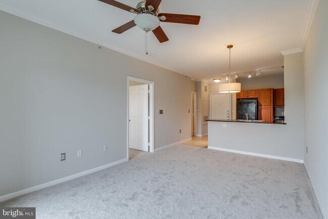 Building Photo - 12958 Centre Park Cir