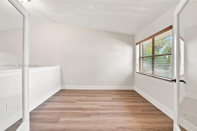 Building Photo - 6820 SW 128th Ct
