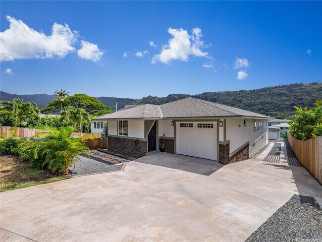 Building Photo - 2883 Oahu Ave