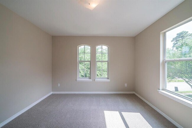 Building Photo - 1023 Casting Springs Way