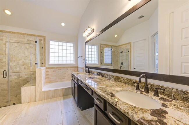 Building Photo - 25642 Luna Vista Dr