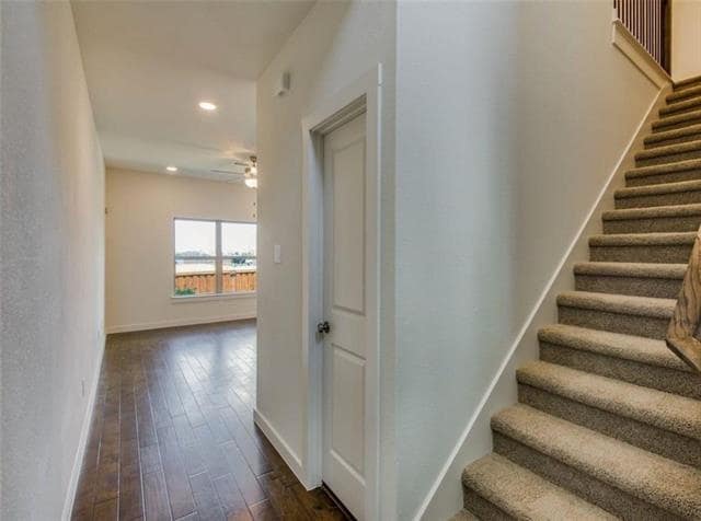 Building Photo - 2740 Majesty Dr