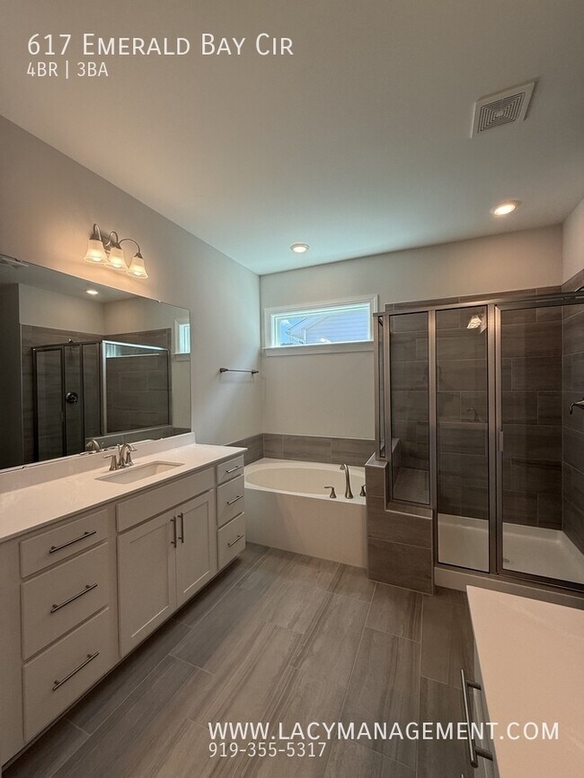 Building Photo - 617 Emerald Bay Cir