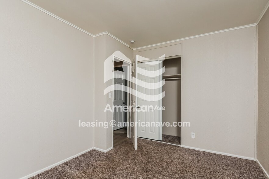 Building Photo - 1597 Courter St