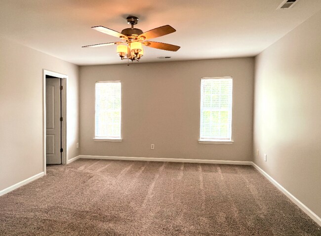 Building Photo - 6321 Adobe Rd