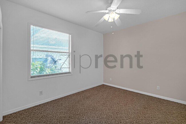 Building Photo - 8539 Alexandra Arbor Ln