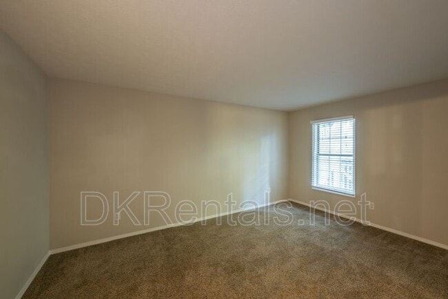 Building Photo - 602 Augusta Dr