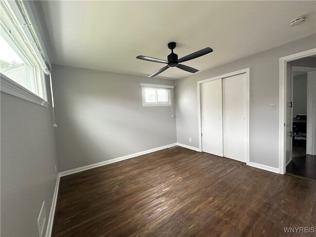 Building Photo - 6 Miami Pkwy