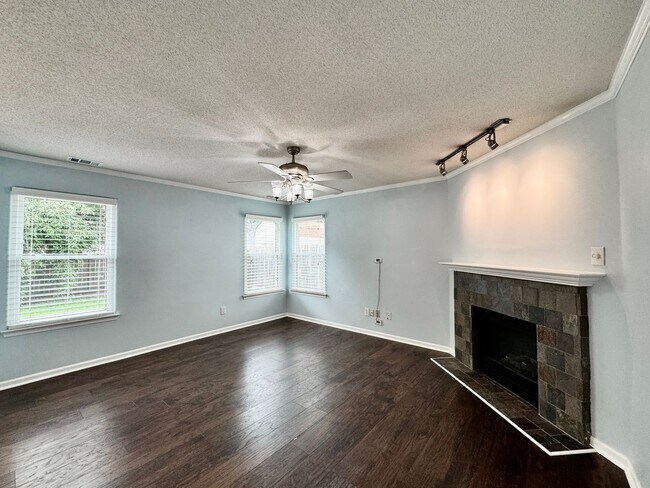 Building Photo - Ready 06-25-26! 4-Bedroom Home in Ocean Lakes! Nearby Bases - Fenced Backyard - Attached Garage!