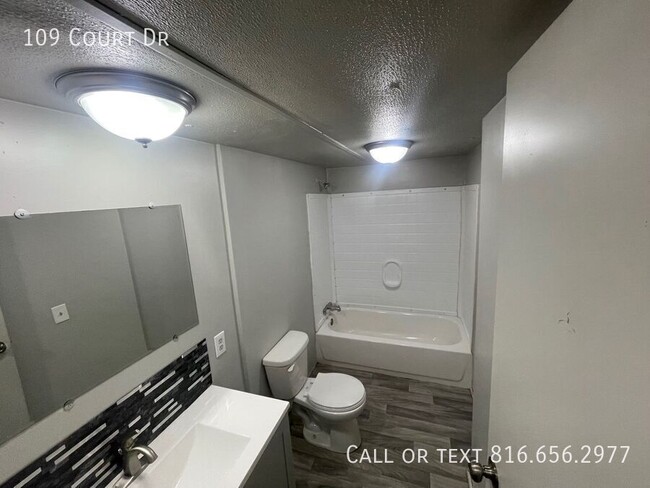 Building Photo - 109 Court Dr
