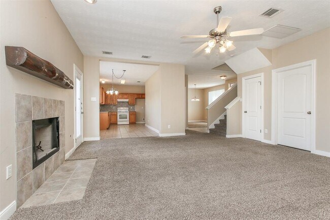 Building Photo - 24006 Lestergate Dr