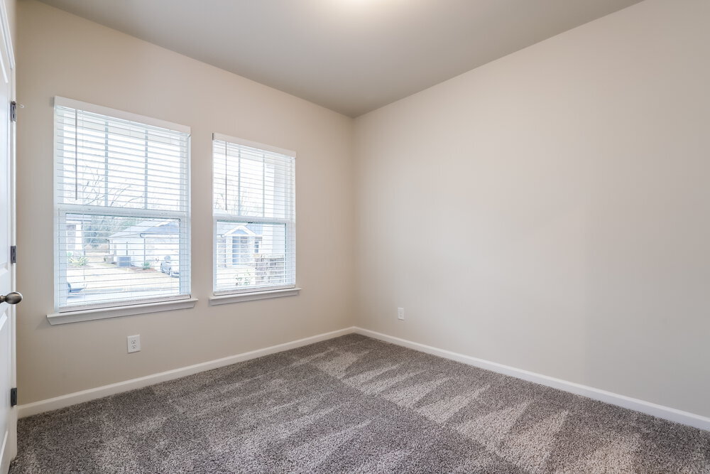 Building Photo - 5841 Hackberry Ln