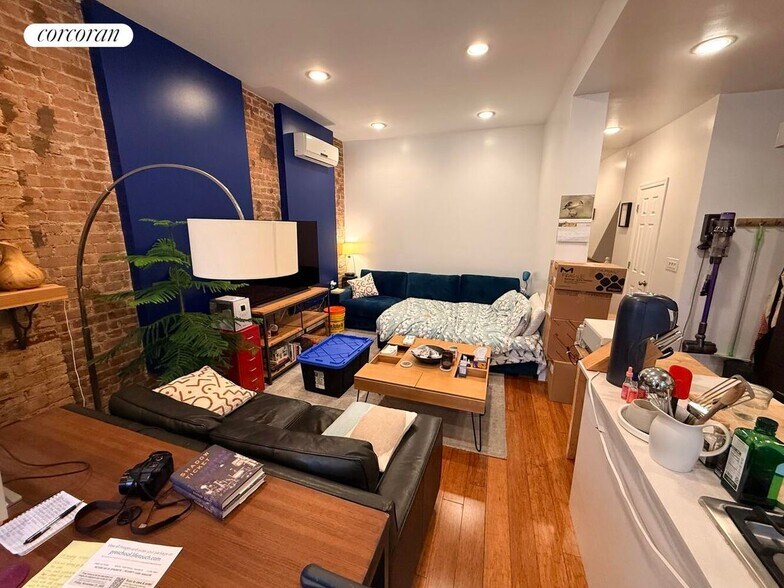 Building Photo - 1360 Prospect Pl