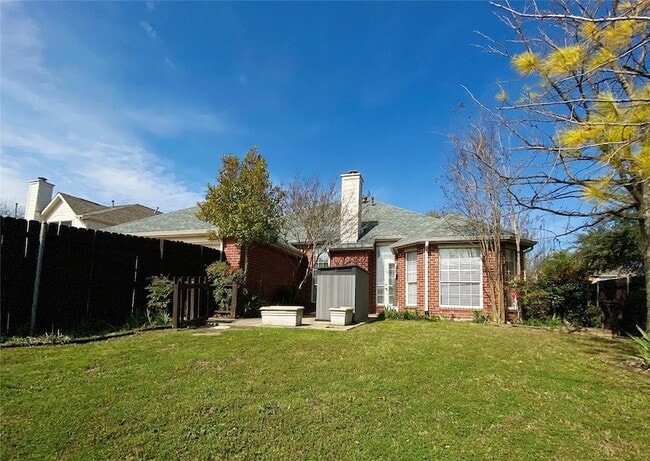 Building Photo - 3224 Heatherbrook Dr