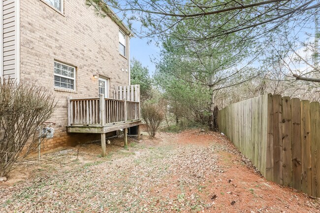 Building Photo - 391 Tapestry Pl