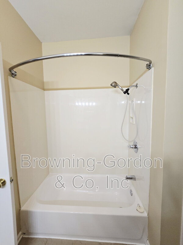 Building Photo - 6820 Hwy 70 S