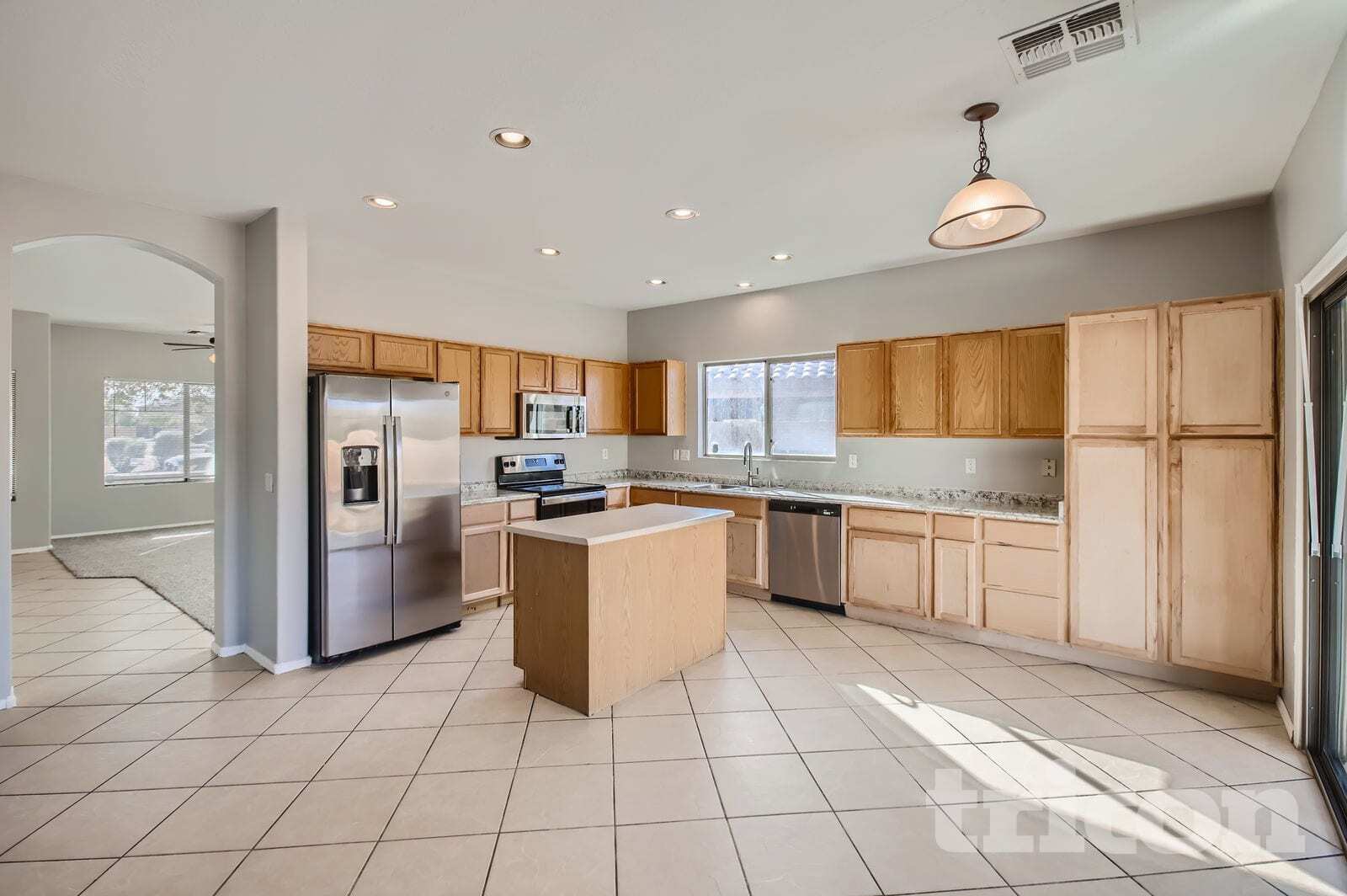 Building Photo - 5030 W Glass Ln
