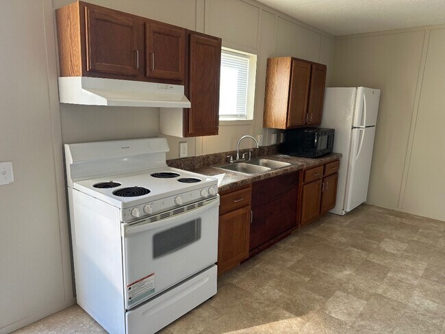 Building Photo - 1301 Avenue A