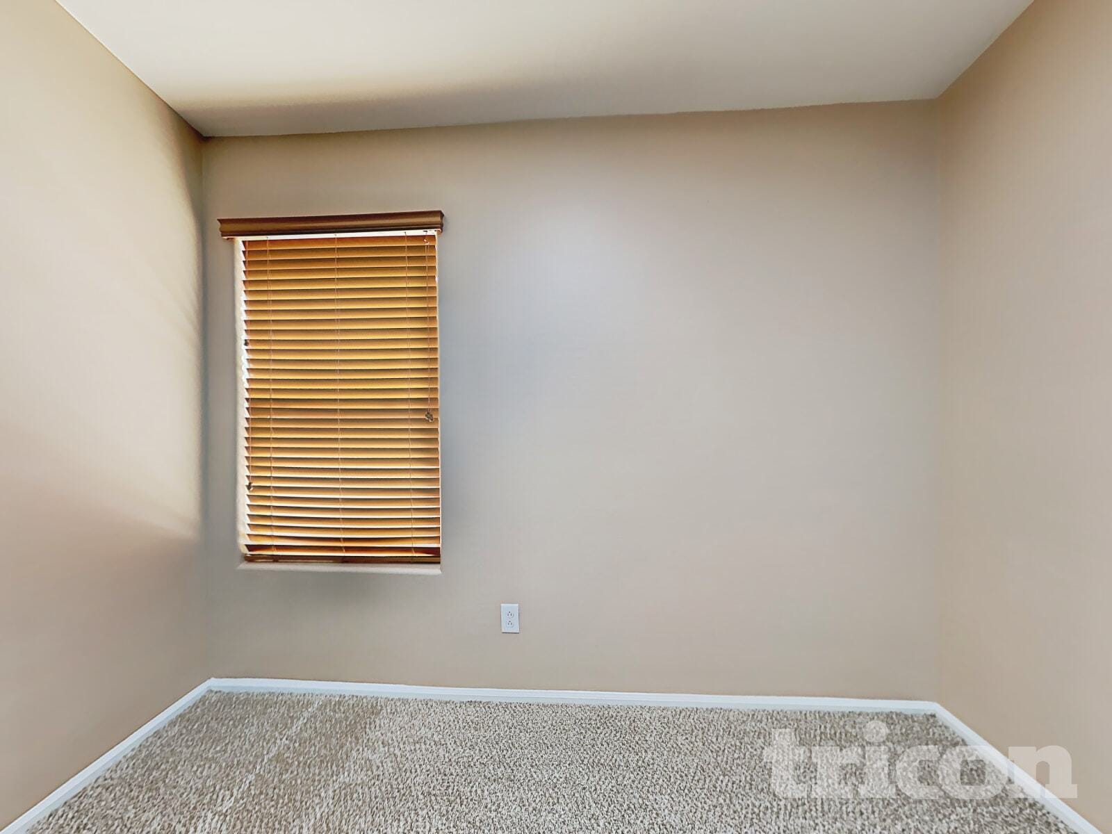 Building Photo - 2929 S 162nd Ln