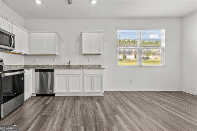 Building Photo - 103 Rydal Wy