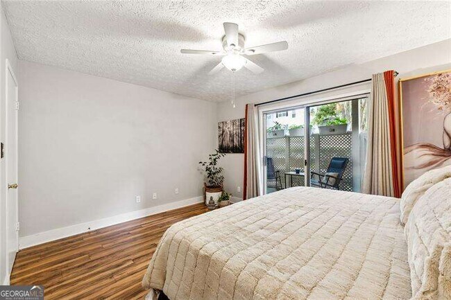 Building Photo - 6808 Glenridge Dr