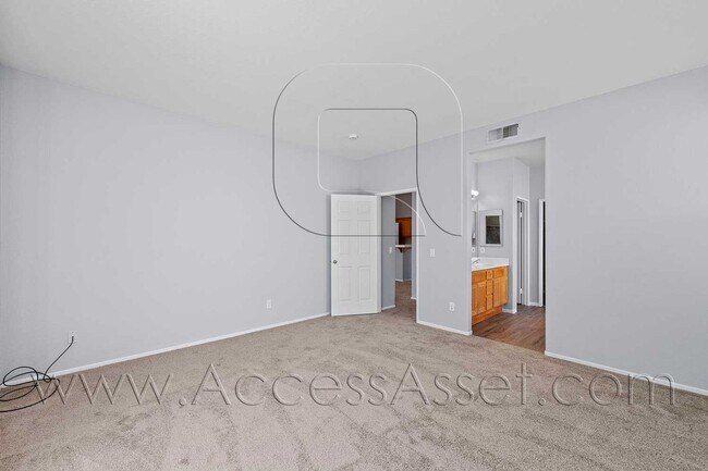 Building Photo - 27090 Adelanto Dr