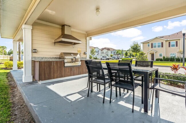 Building Photo - 3211 Oyster Ln