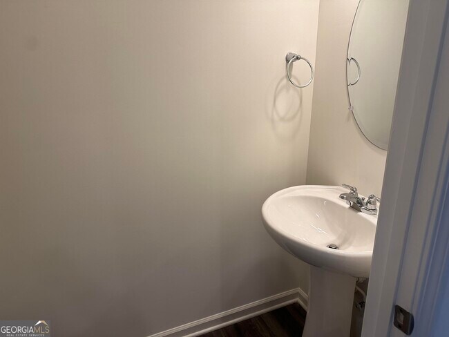 Building Photo - 1070 Paddington Dr