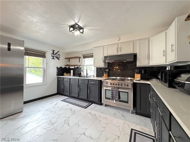 Building Photo - 9309 Garfield Blvd