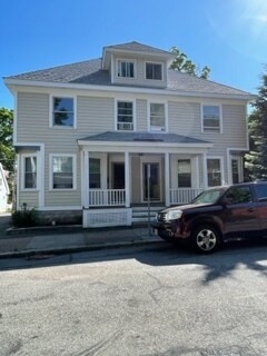 Front - 19 Central St