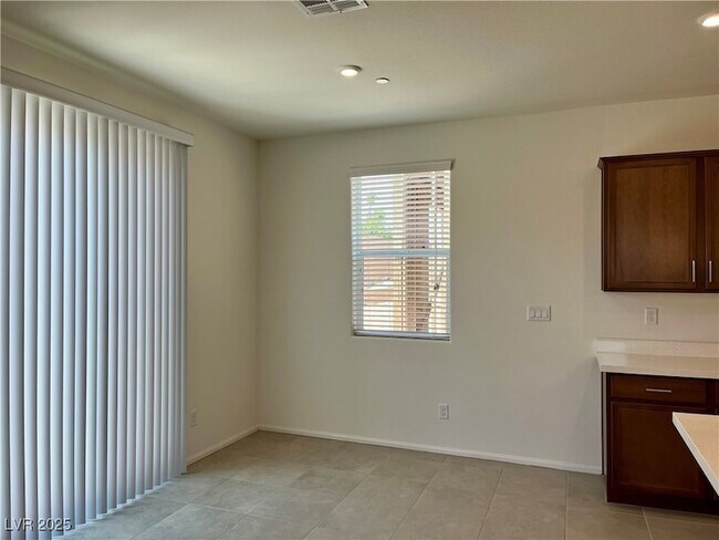 Building Photo - 9693 Biedler Ct