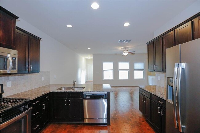Building Photo - 314 Barbados Ln