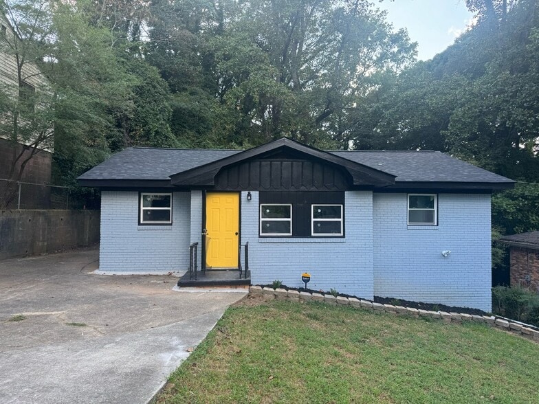 Building Photo - 1285 Kenilworth Dr SW