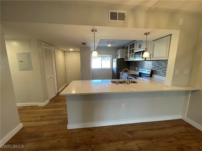 Building Photo - 2395 Naples Trace Cir