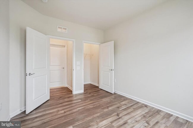 Building Photo - 21812 Hawksbill High Cir