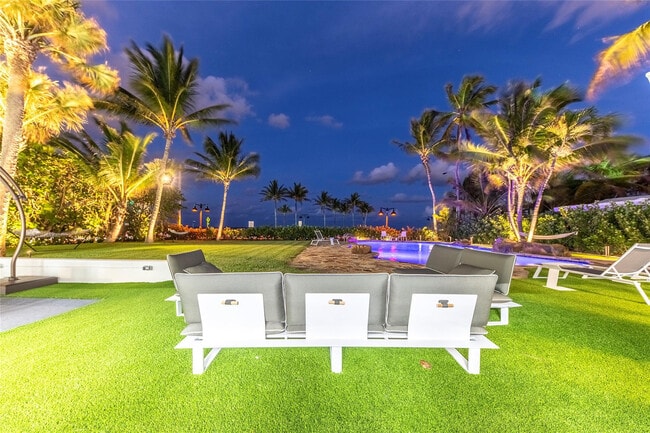 Building Photo - 1663 N Fort Lauderdale Beach Blvd