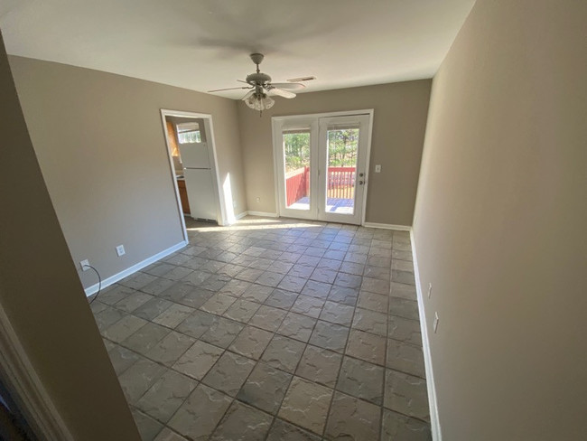 Building Photo - Parson Road Apartments