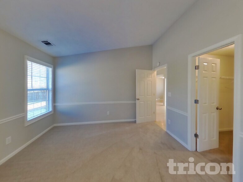 Building Photo - 2570 Harbins Mill Dr