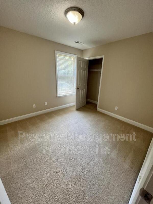 Building Photo - 101 Tigris Way