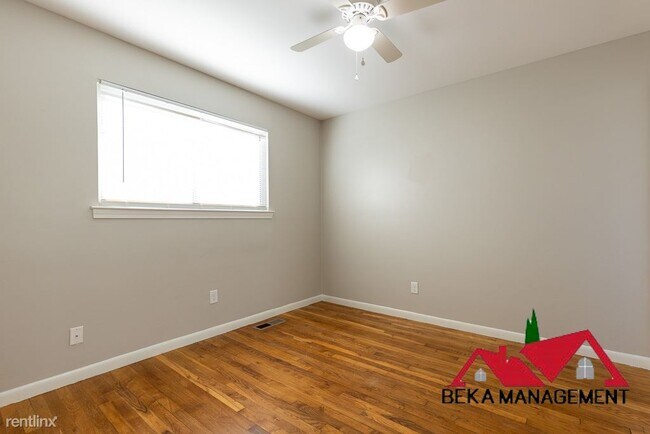 Building Photo - 3 br, 1.5 bath House - 650 Eugene St