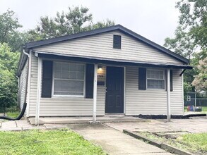 Building Photo - Near Eastside 3BR House ready to LEASE!