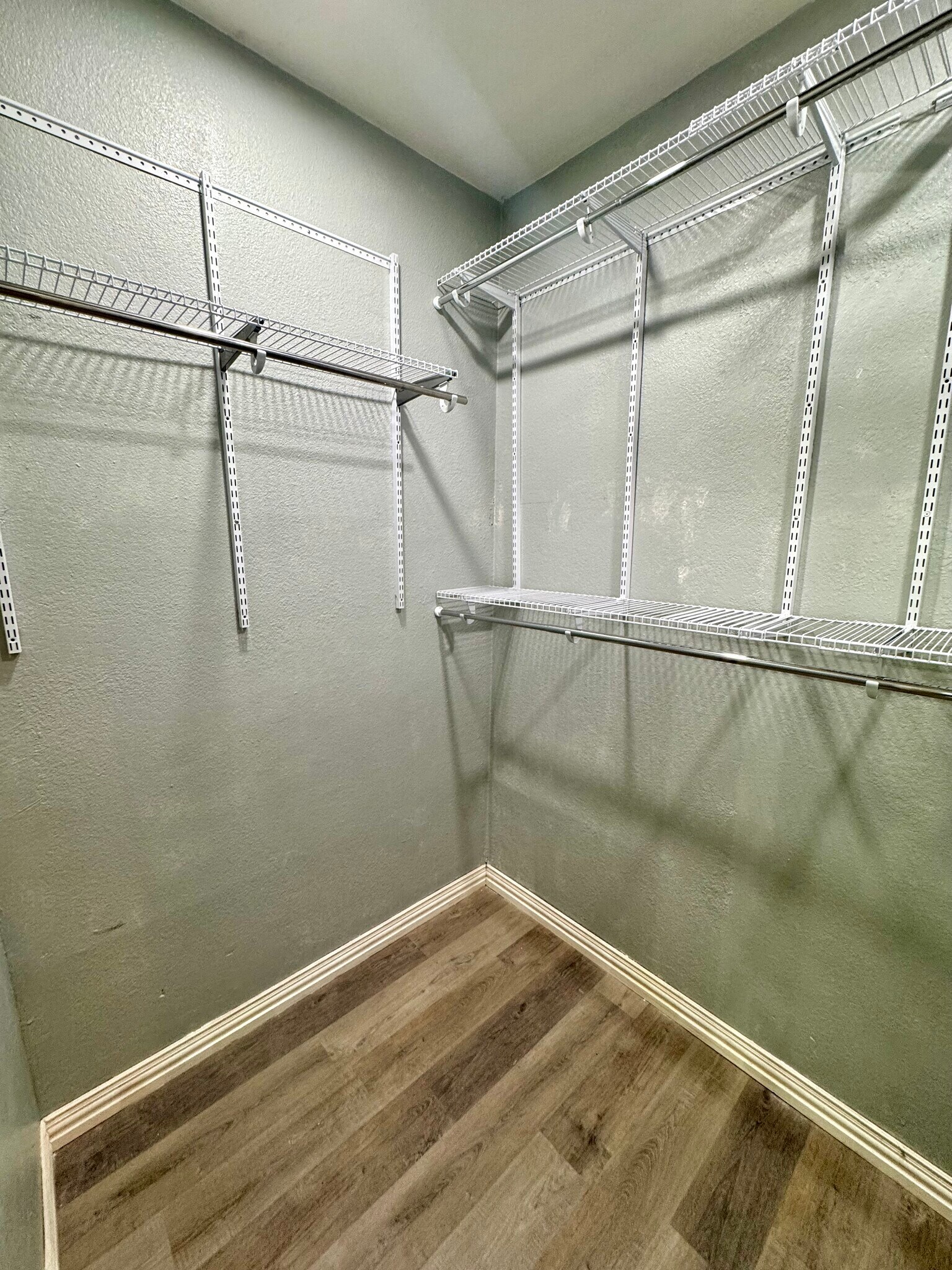 Building Photo - 513 Melba St