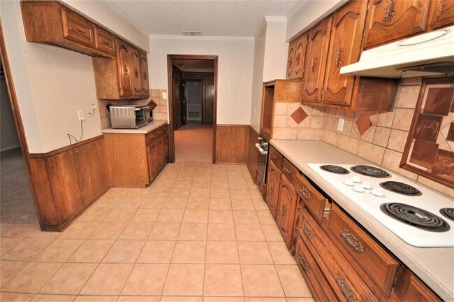 Building Photo - 1904 Papeete Dr