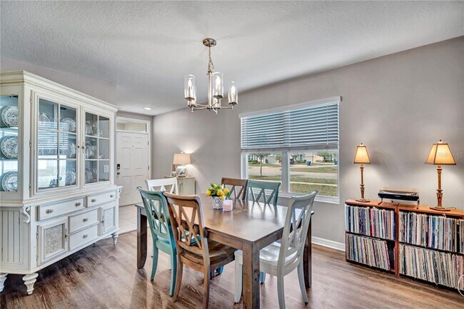 Building Photo - 32705 Brooks Hawk Ln