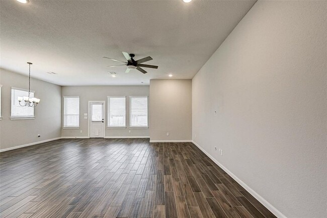 Building Photo - 25403 Kidwiler Dr